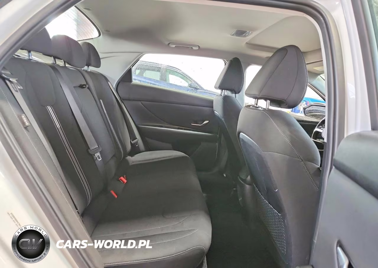2025 Hyundai Elantra Sel VIN:KMHLS4DG0SU925312 - 10