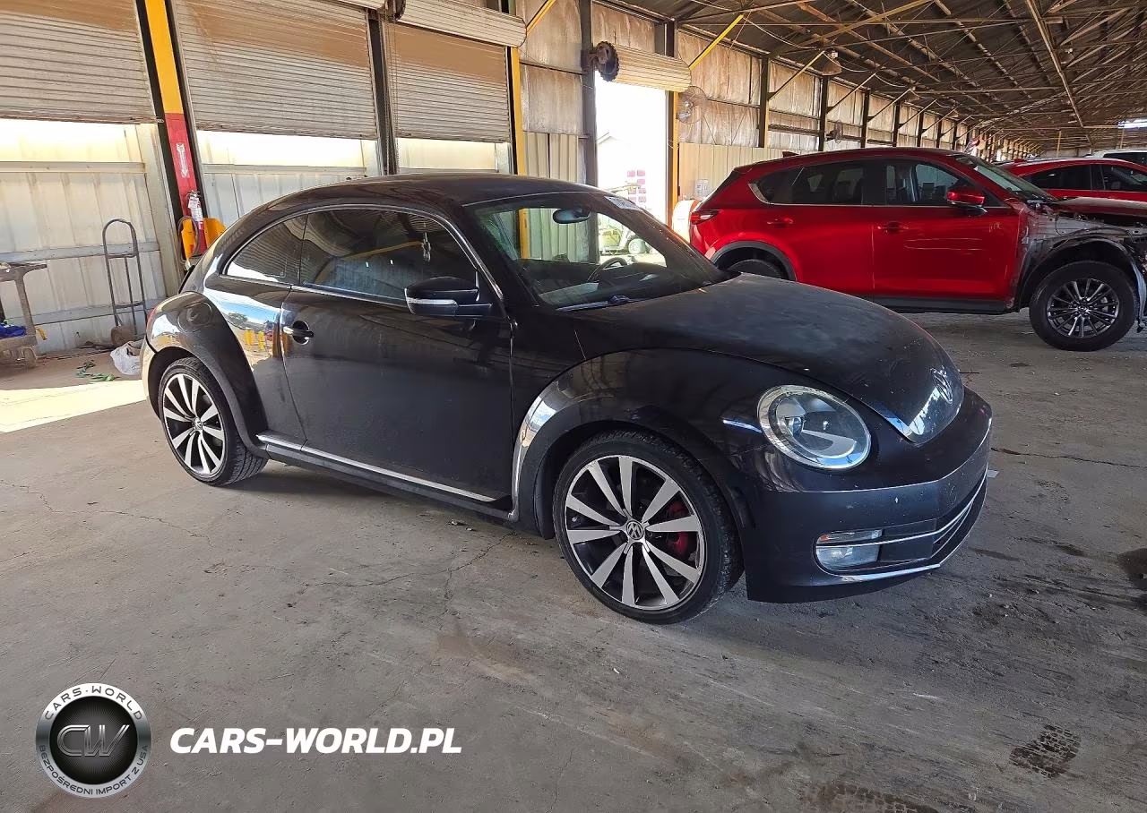 2012 Volkswagen Beetle Turbo VIN:3VWVA7AT9CM642686 - 4