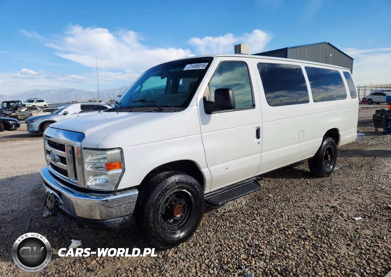 2011 Ford Econoline E350 Super Duty Wagon