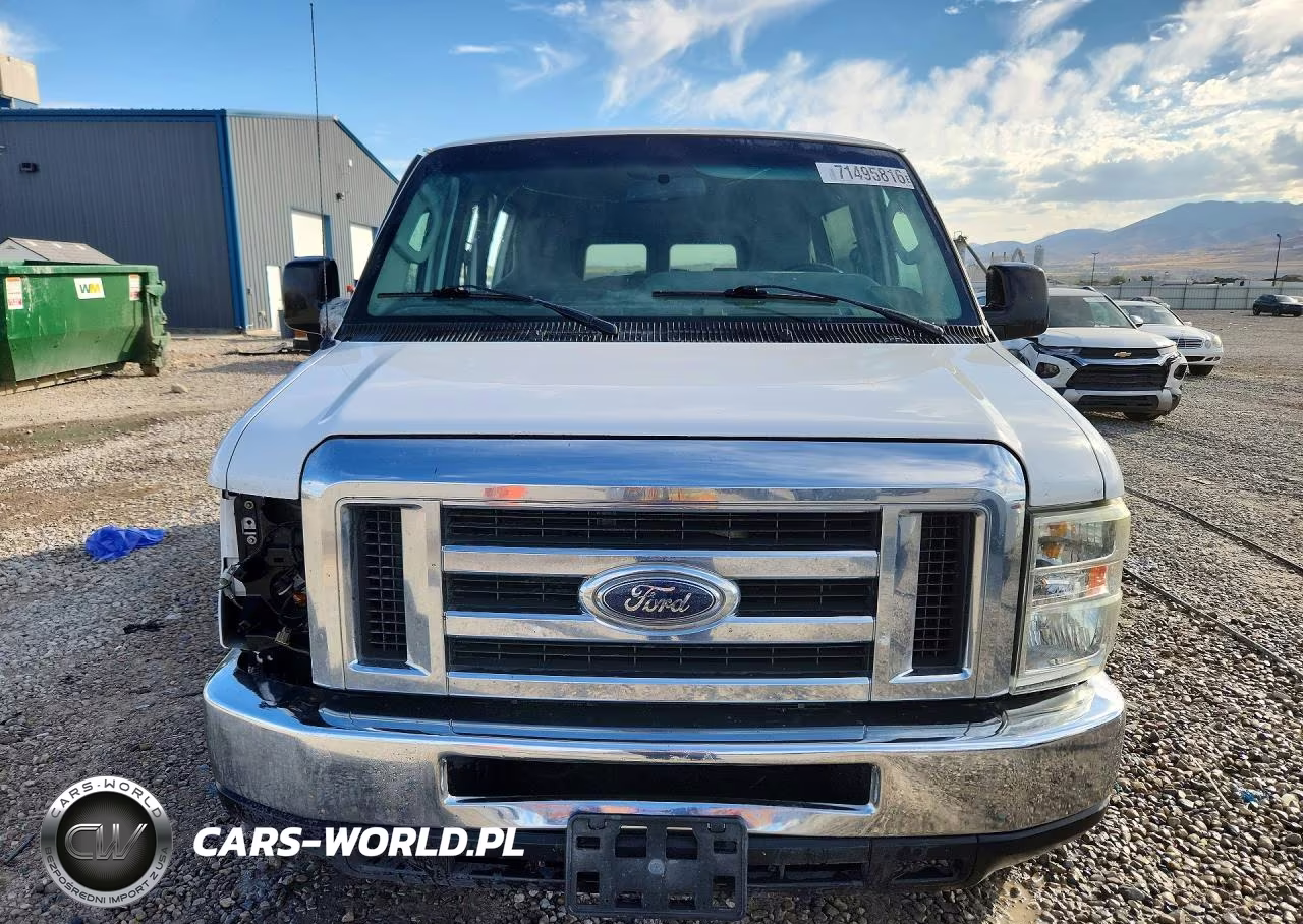 2011 Ford Econoline E350 Super Duty Wagon VIN:1FBSS3BL6BDA33810 - 5