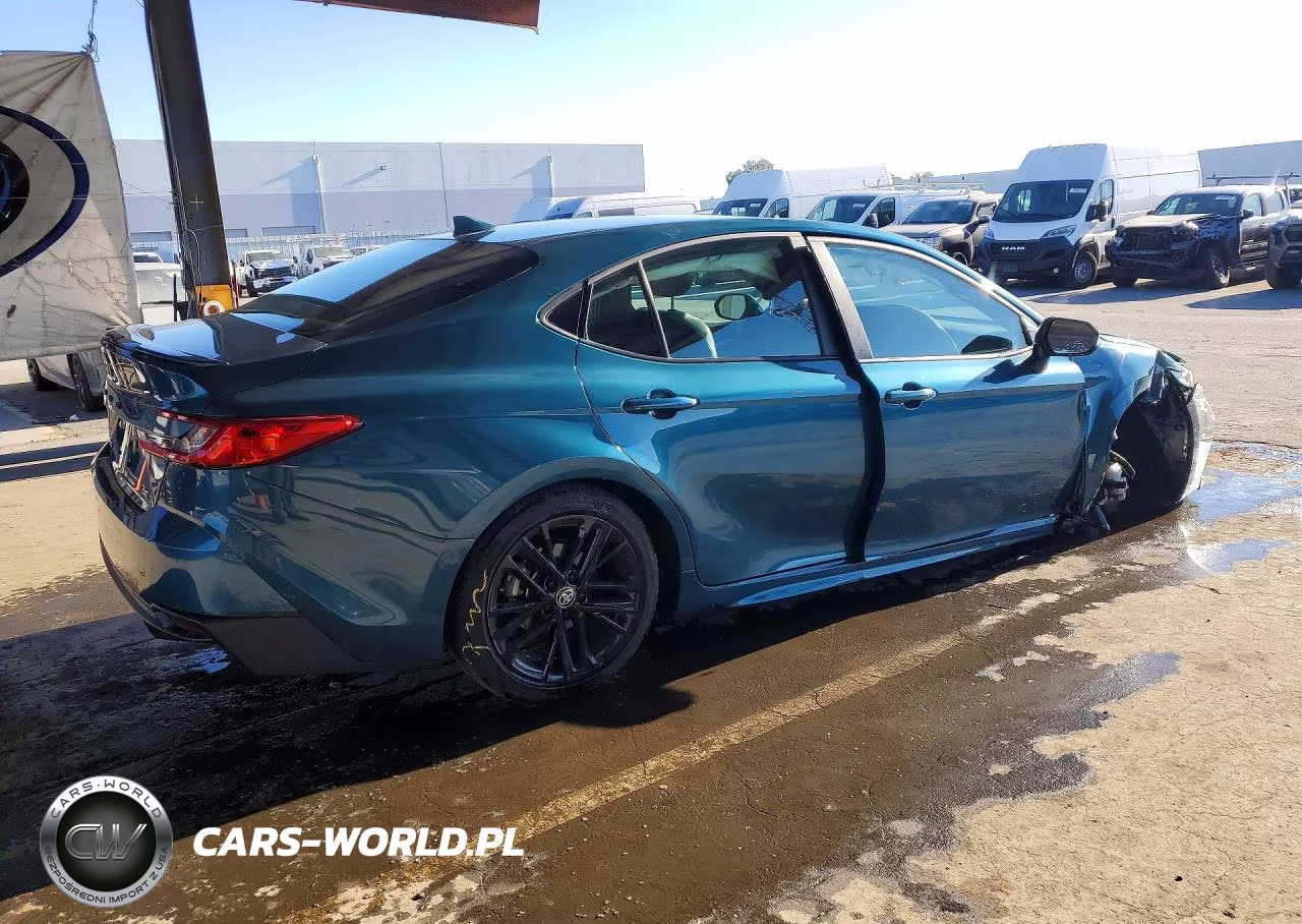2026 Toyota Camry Se VIN:4T1DAACK9TU216973 - 3