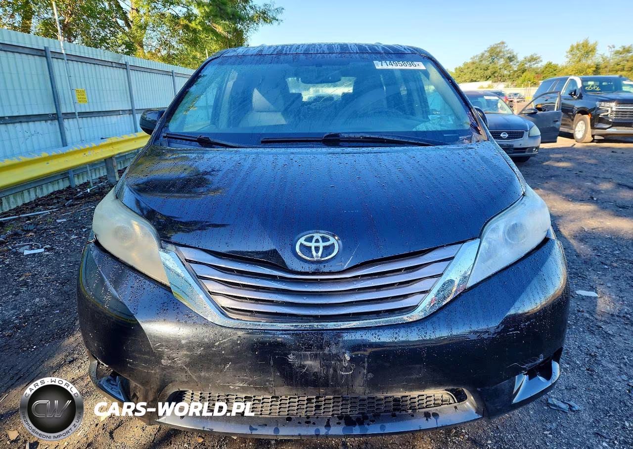 2017 Toyota Sienna Xle 8-Passenger VIN:5TDYZ3DC0HS770769 - 5