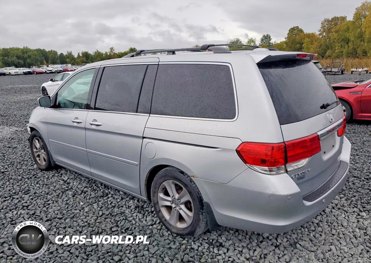 2010 Honda Odyssey Touring VIN:5FNRL3H93AB108800 - 2