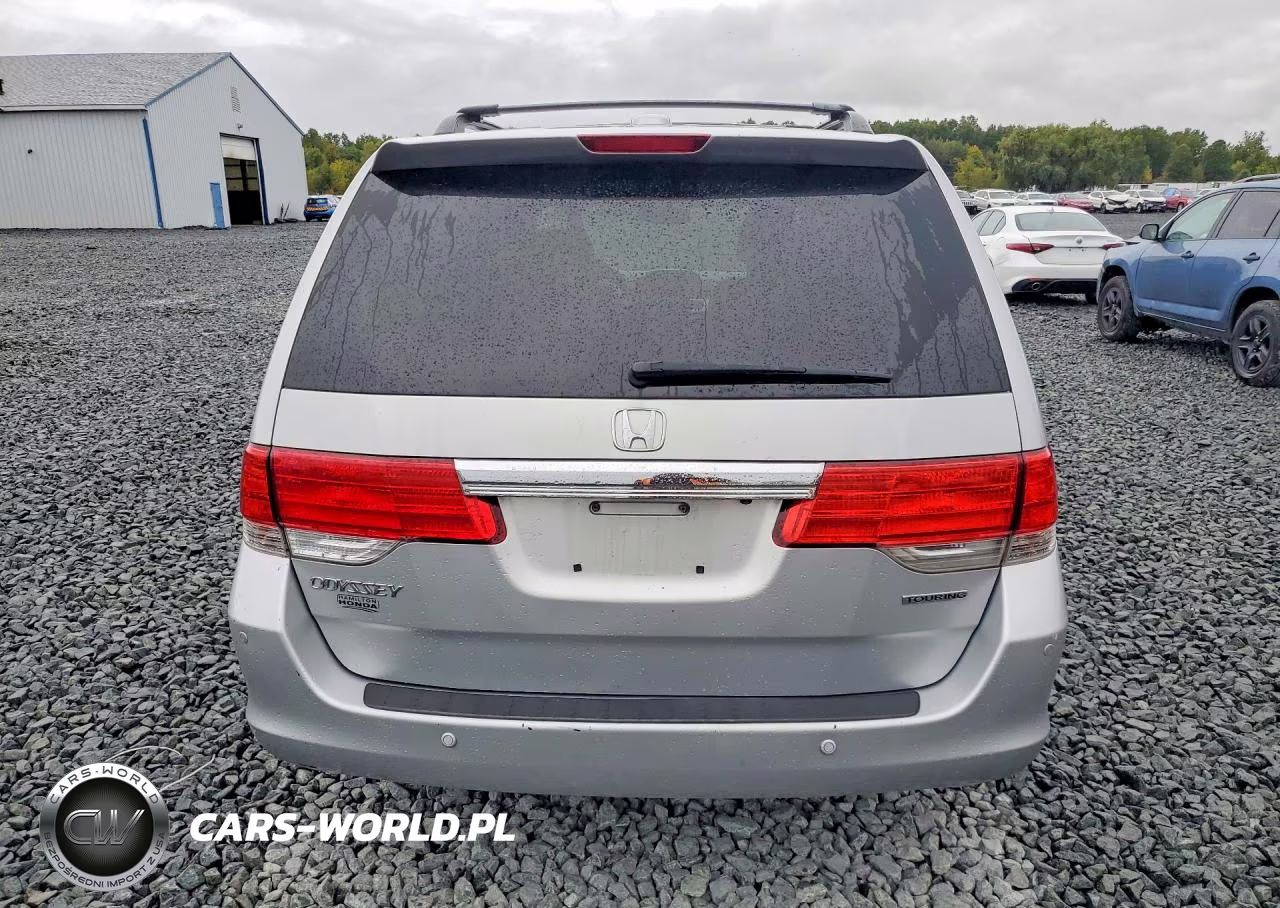 2010 Honda Odyssey Touring VIN:5FNRL3H93AB108800 - 6