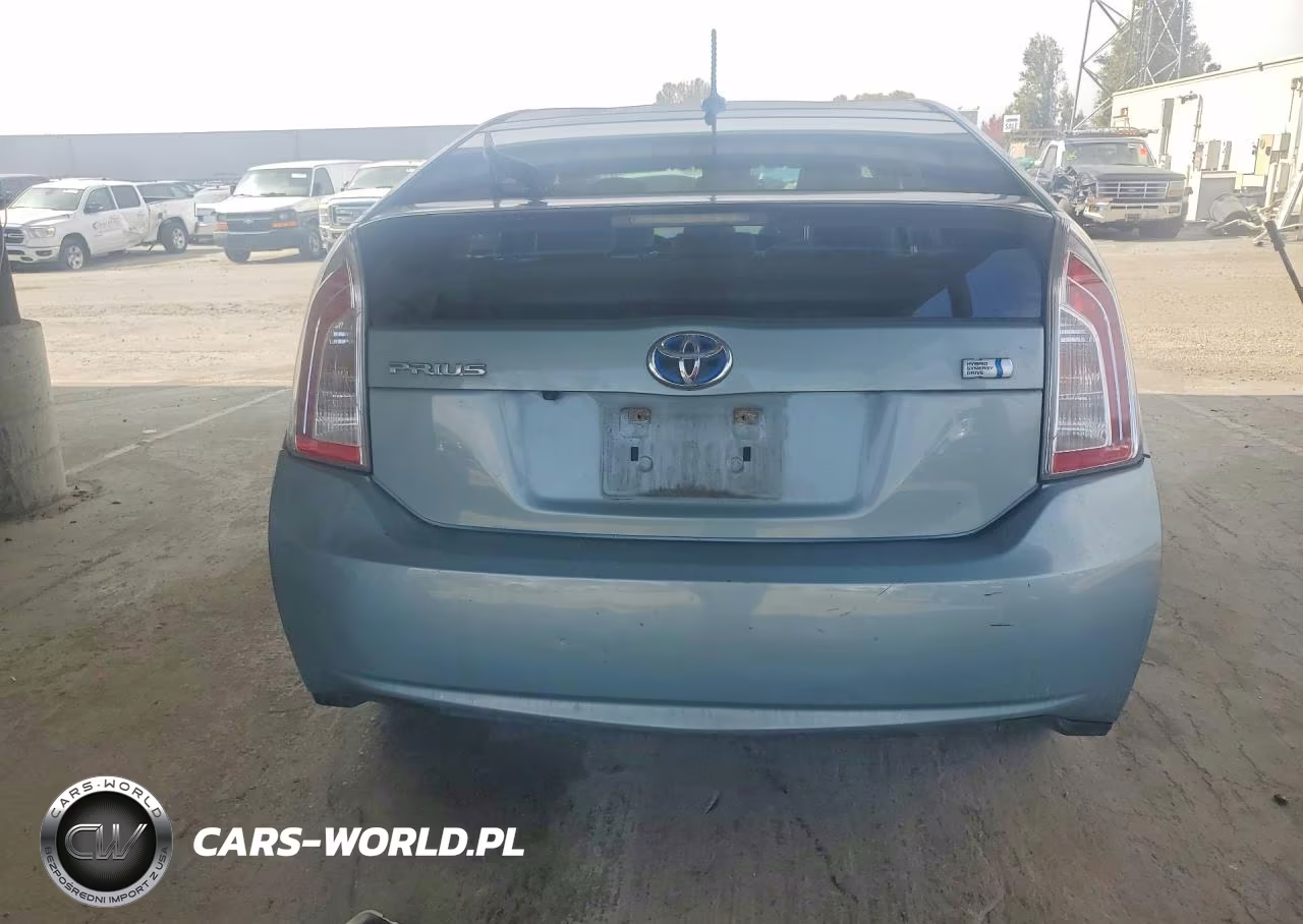 2013 Toyota Prius Three VIN:JTDKN3DU6D1730827 - 6