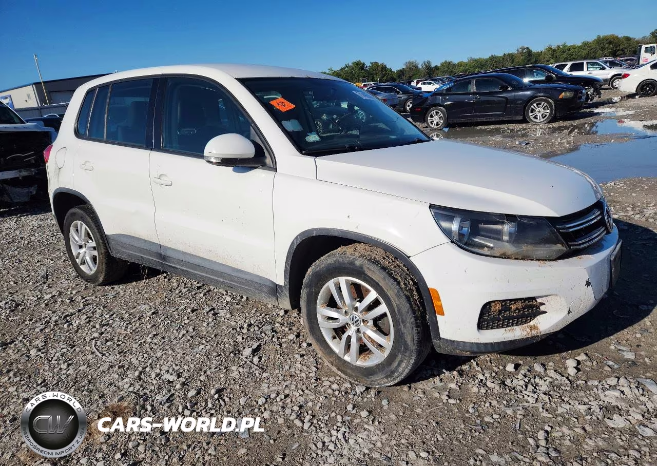 2013 Volkswagen Tiguan S VIN:WVGBV7AX7DW535453 - 4