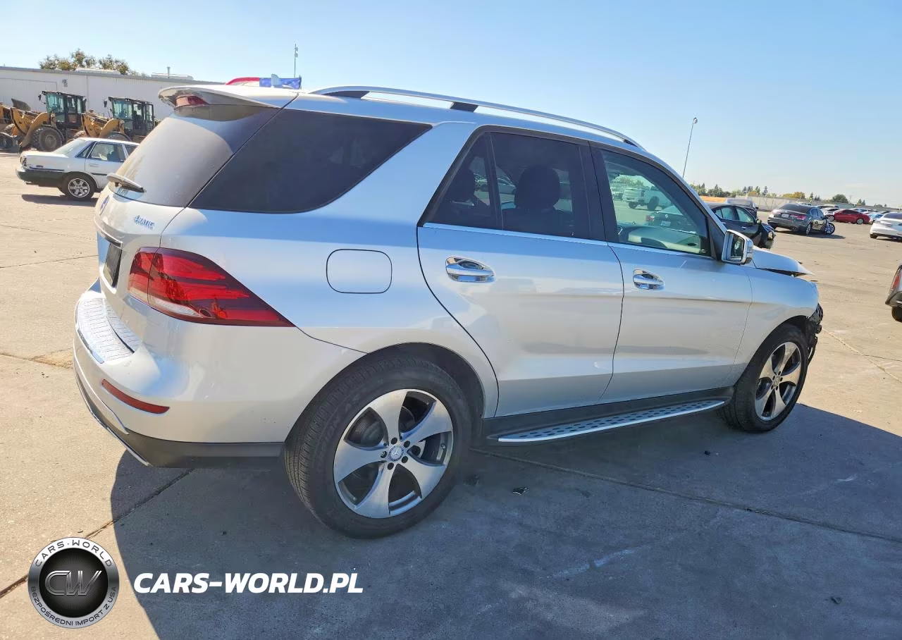 2016 Mercedes-Benz Gle 350 4Matic VIN:4JGDA5HB5GA737583 - 3