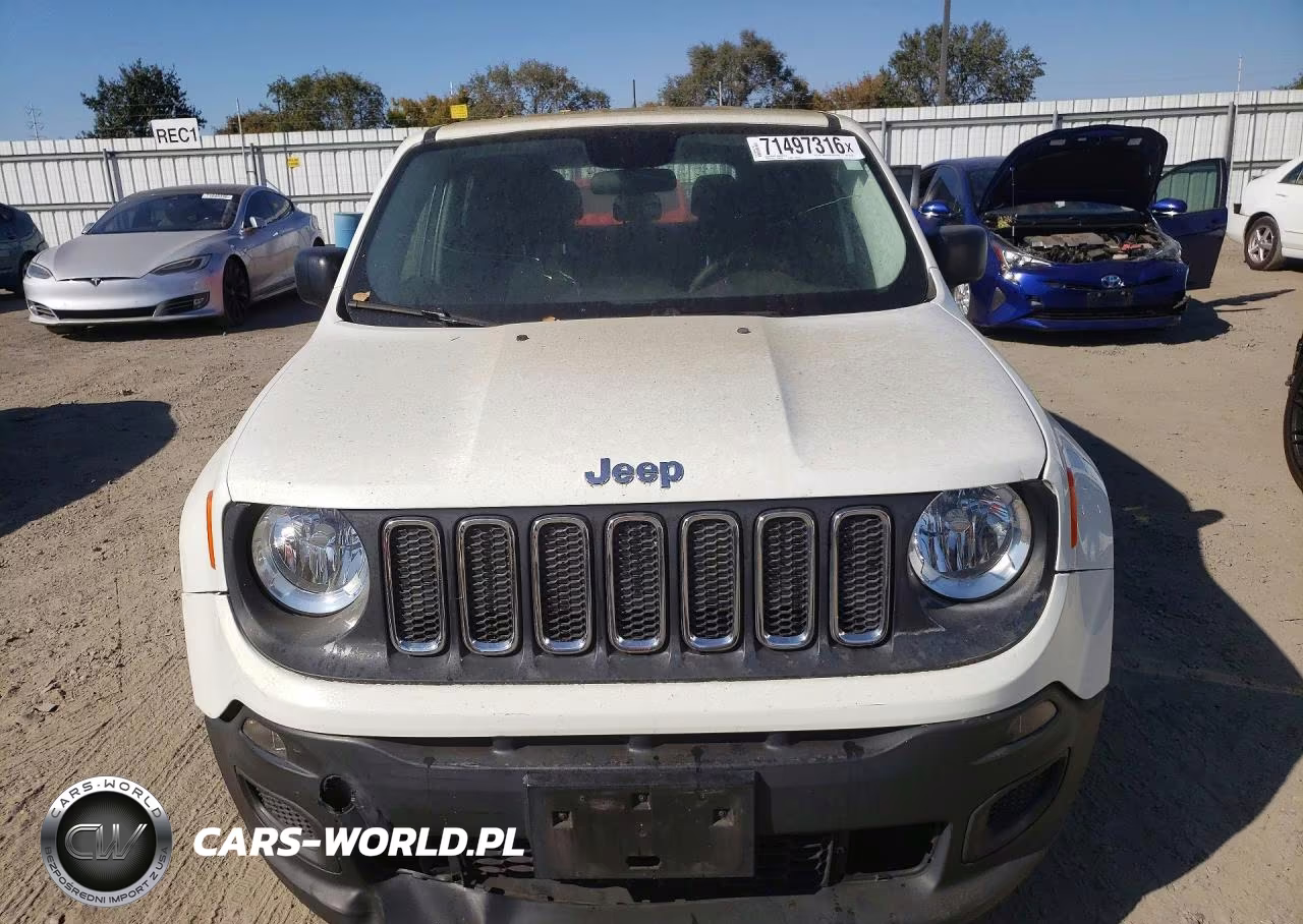 2017 Jeep Renegade Sport VIN:ZACCJAAB9HPG07343 - 5