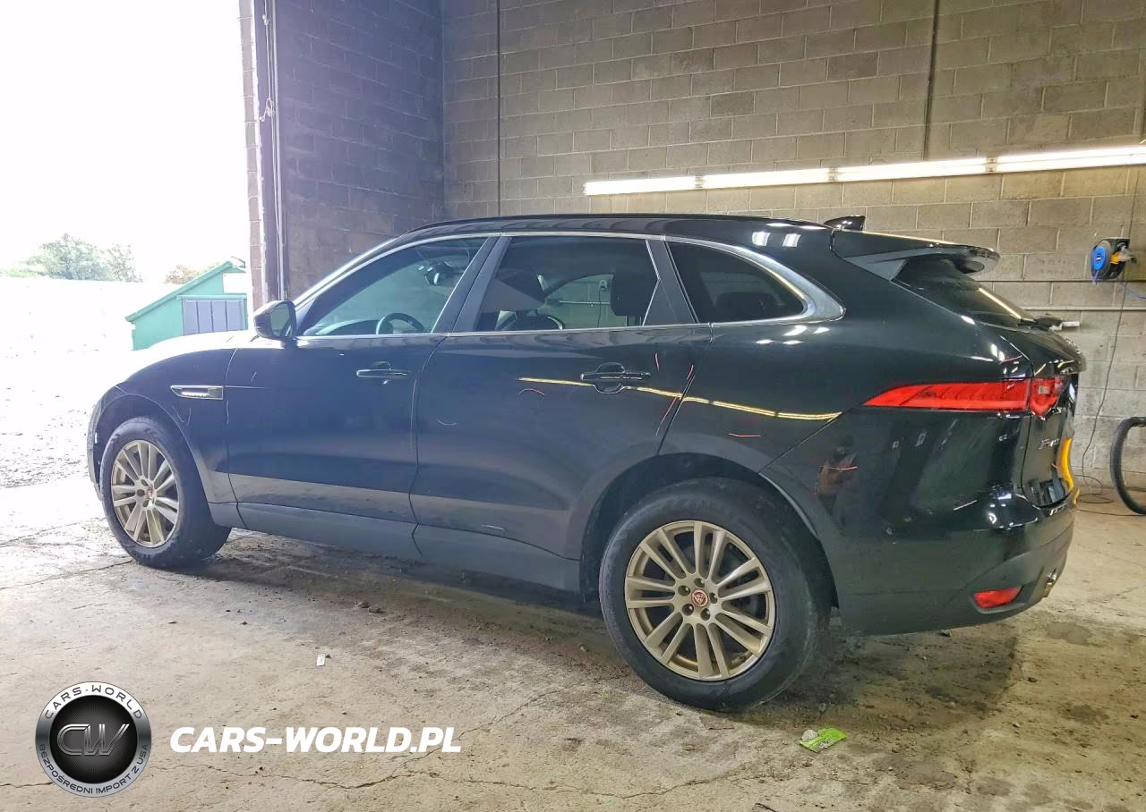 2017 Jaguar F-Pace Prestige VIN:SADCK2BV0HA070409 - 2