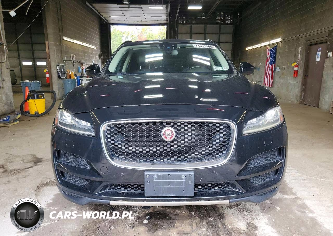 2017 Jaguar F-Pace Prestige VIN:SADCK2BV0HA070409 - 5