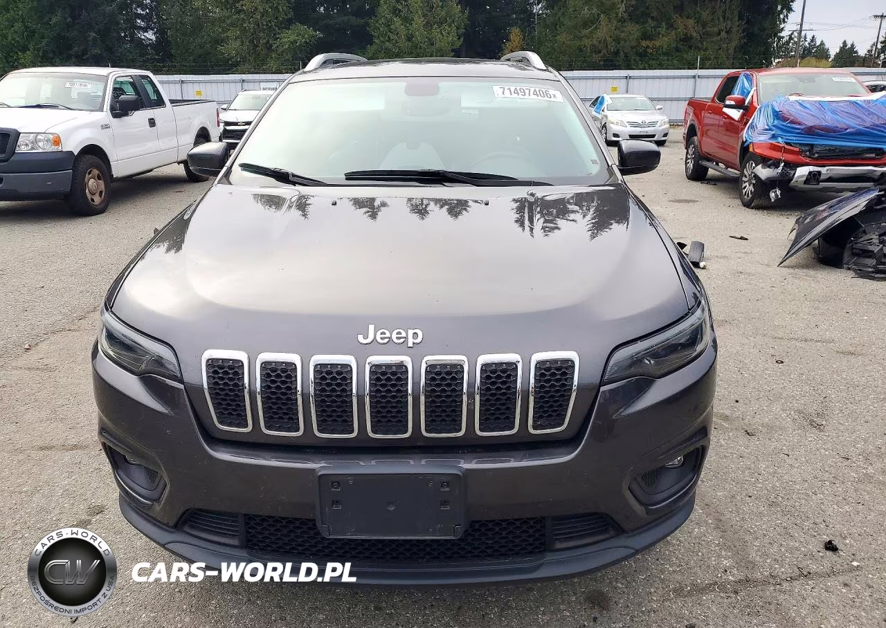 2020 Jeep Cherokee Latitude Plus VIN:1C4PJMLB8LD569062 - 5