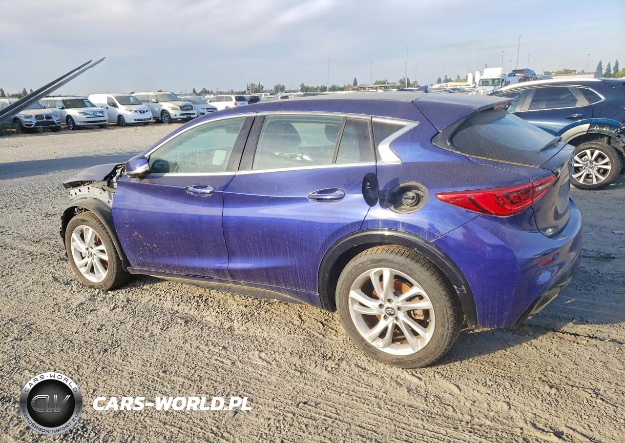INFINITI QX30 BASE VIN:SJKCH5CP8JA057616 - 2
