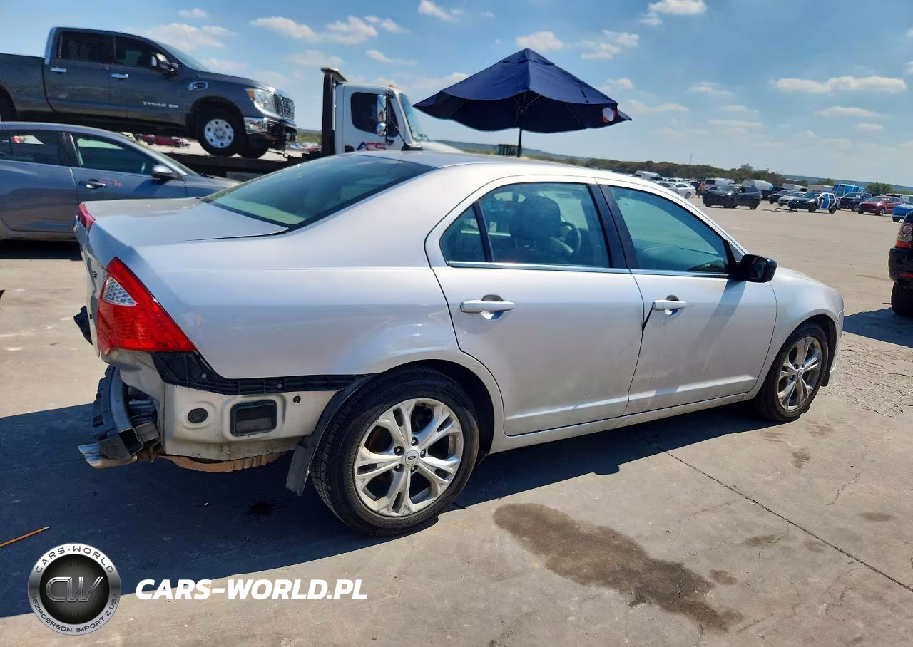 2012 Ford Fusion Se VIN:3FAHP0HA8CR224302 - 3