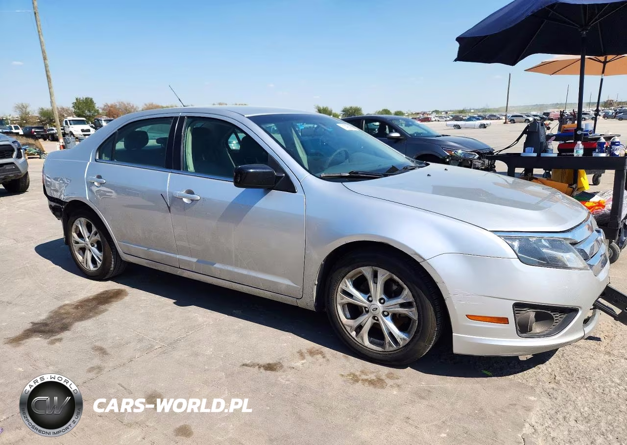 2012 Ford Fusion Se VIN:3FAHP0HA8CR224302 - 4