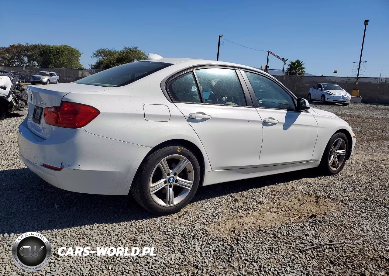 2014 BMW 320 I VIN:WBA3B1C5XEP680683 - 3