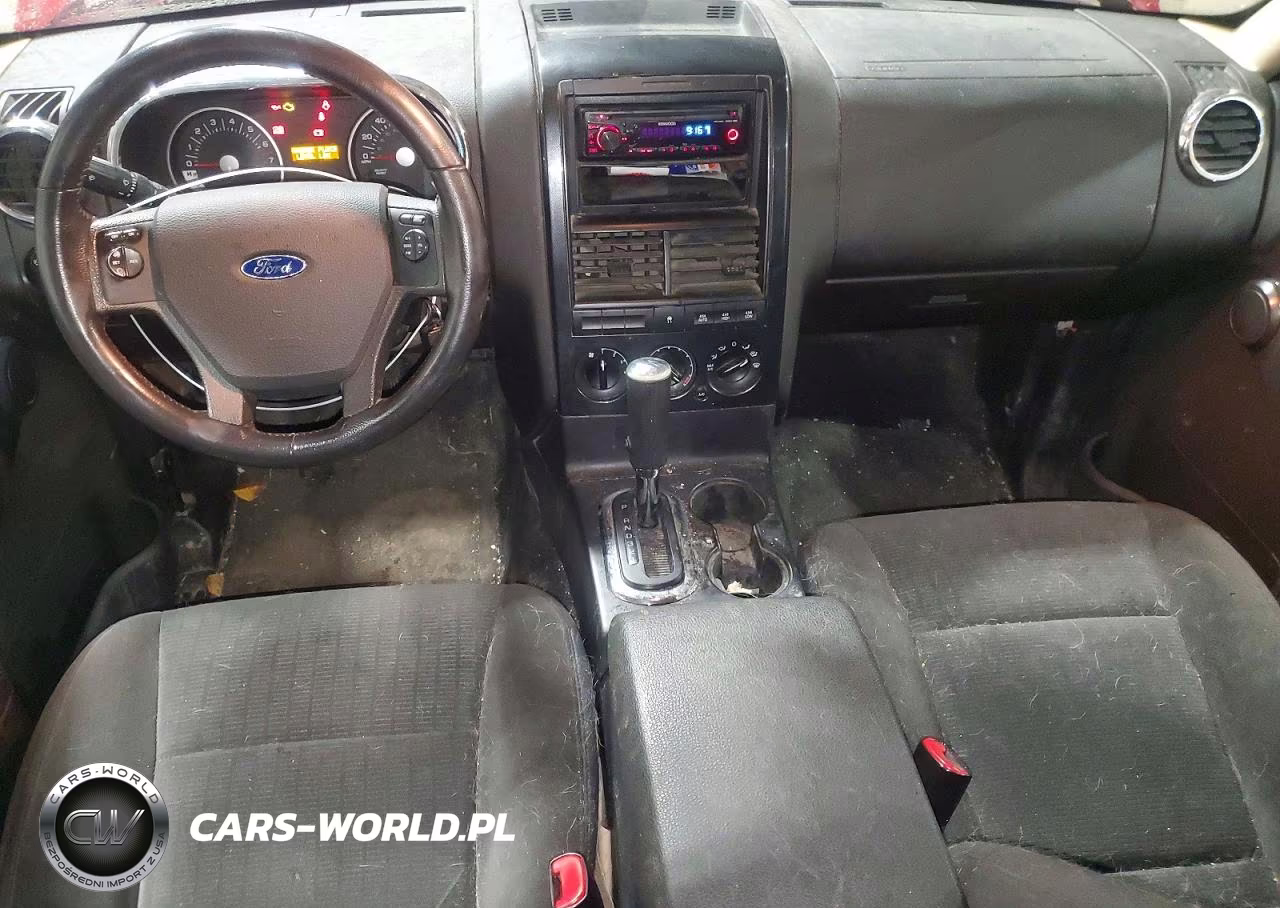 2010 Ford Explorer Xlt VIN:1FMEU7DE4AUA36109 - 8