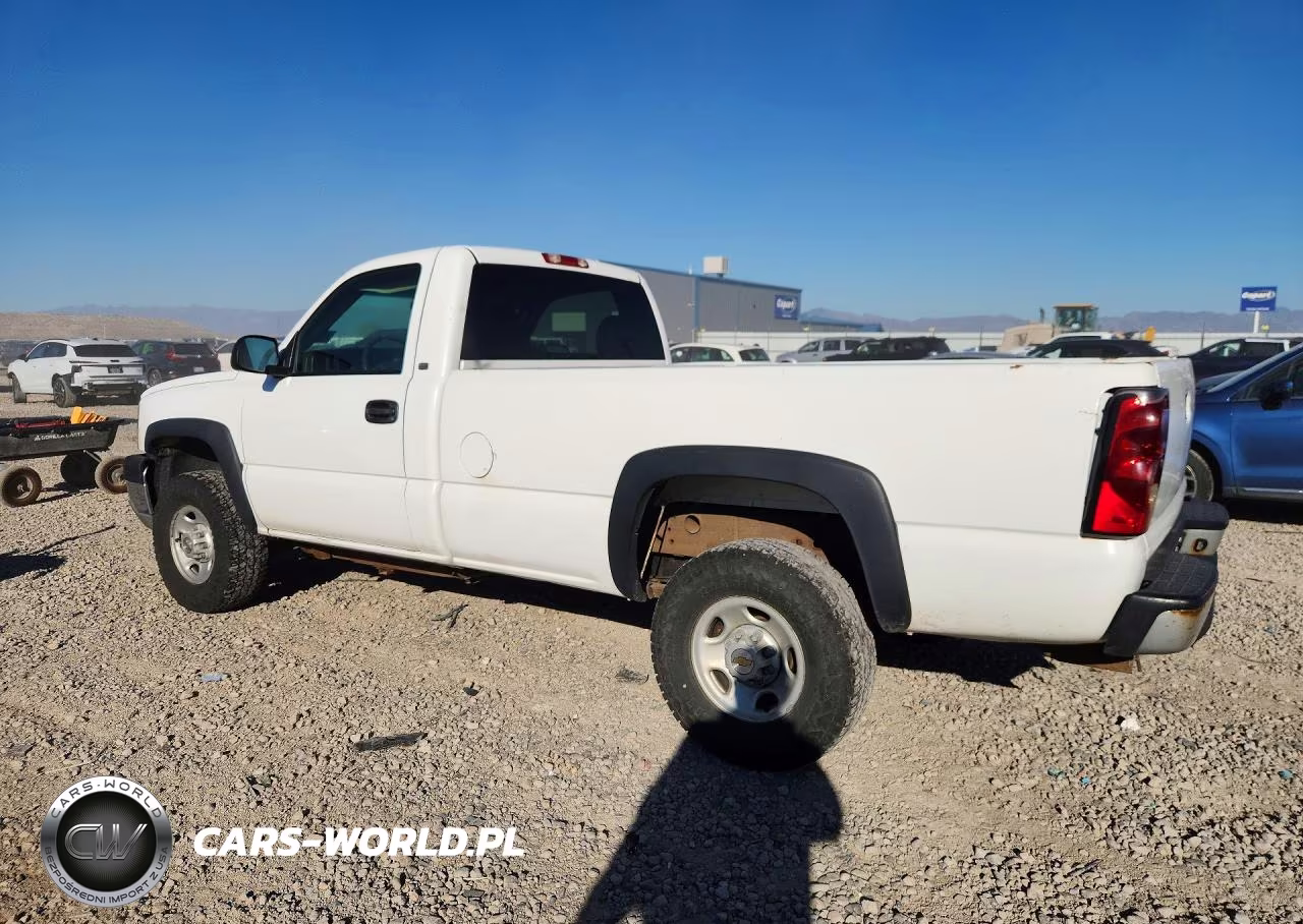 2003 Chevrolet Silverado C2500 Heavy Duty VIN:1GCHC24U63E144758 - 2