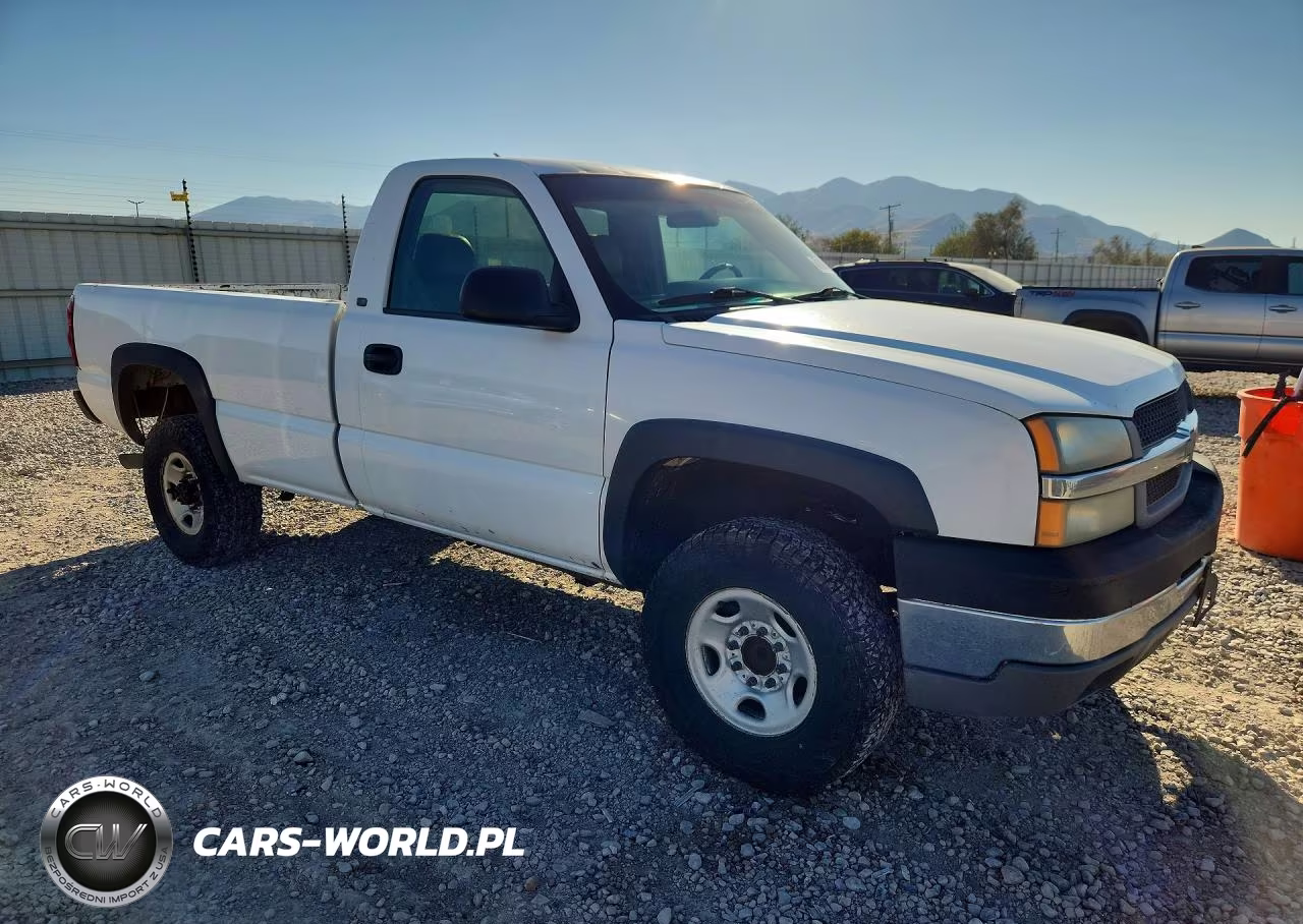 2003 Chevrolet Silverado C2500 Heavy Duty VIN:1GCHC24U63E144758 - 4