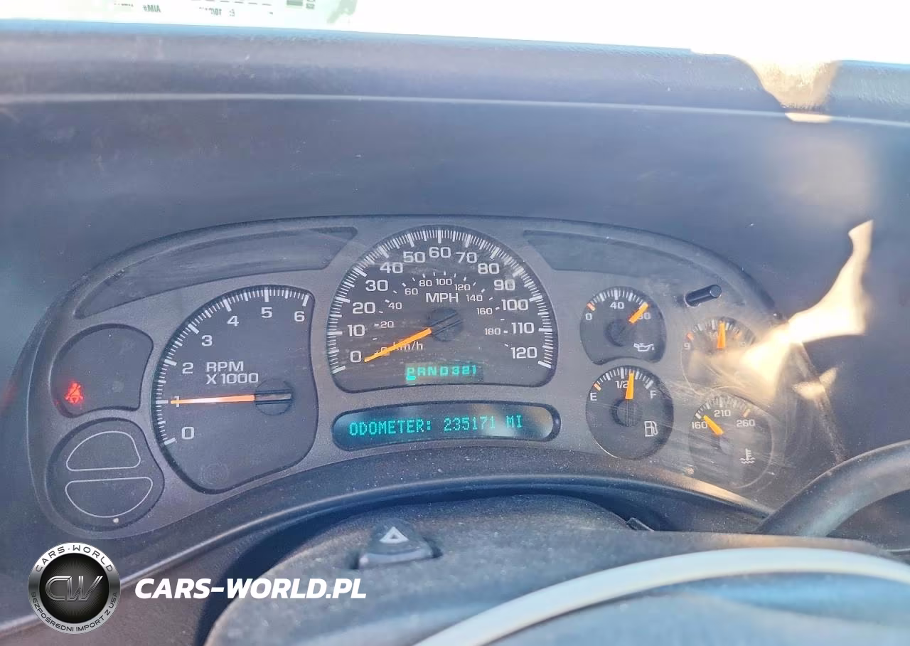 2003 Chevrolet Silverado C2500 Heavy Duty VIN:1GCHC24U63E144758 - 9