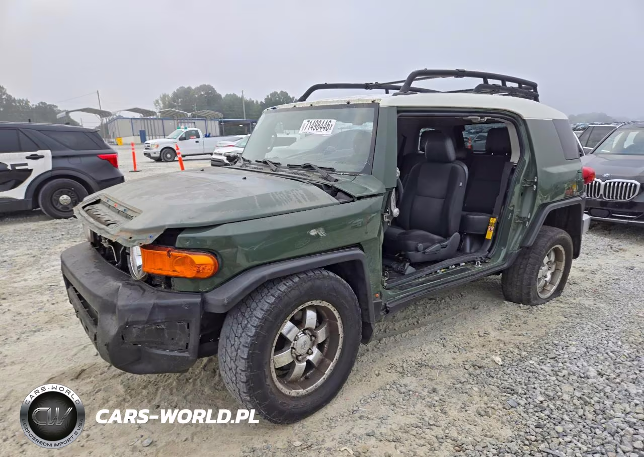 2014 Toyota Fj Cruiser Base
