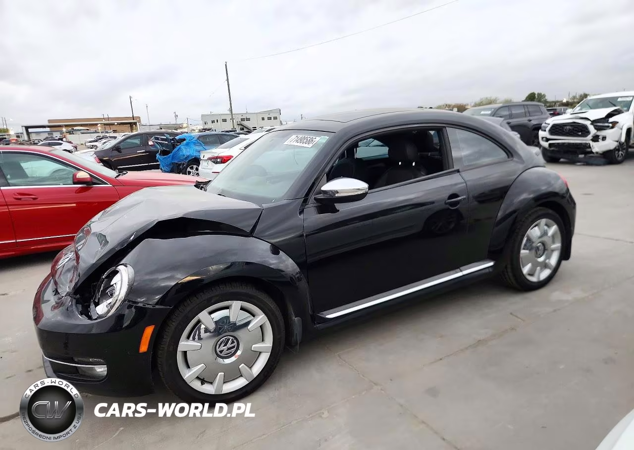 2013 Volkswagen Beetle Turbo VIN:3VWV67ATXDM635457 - 1