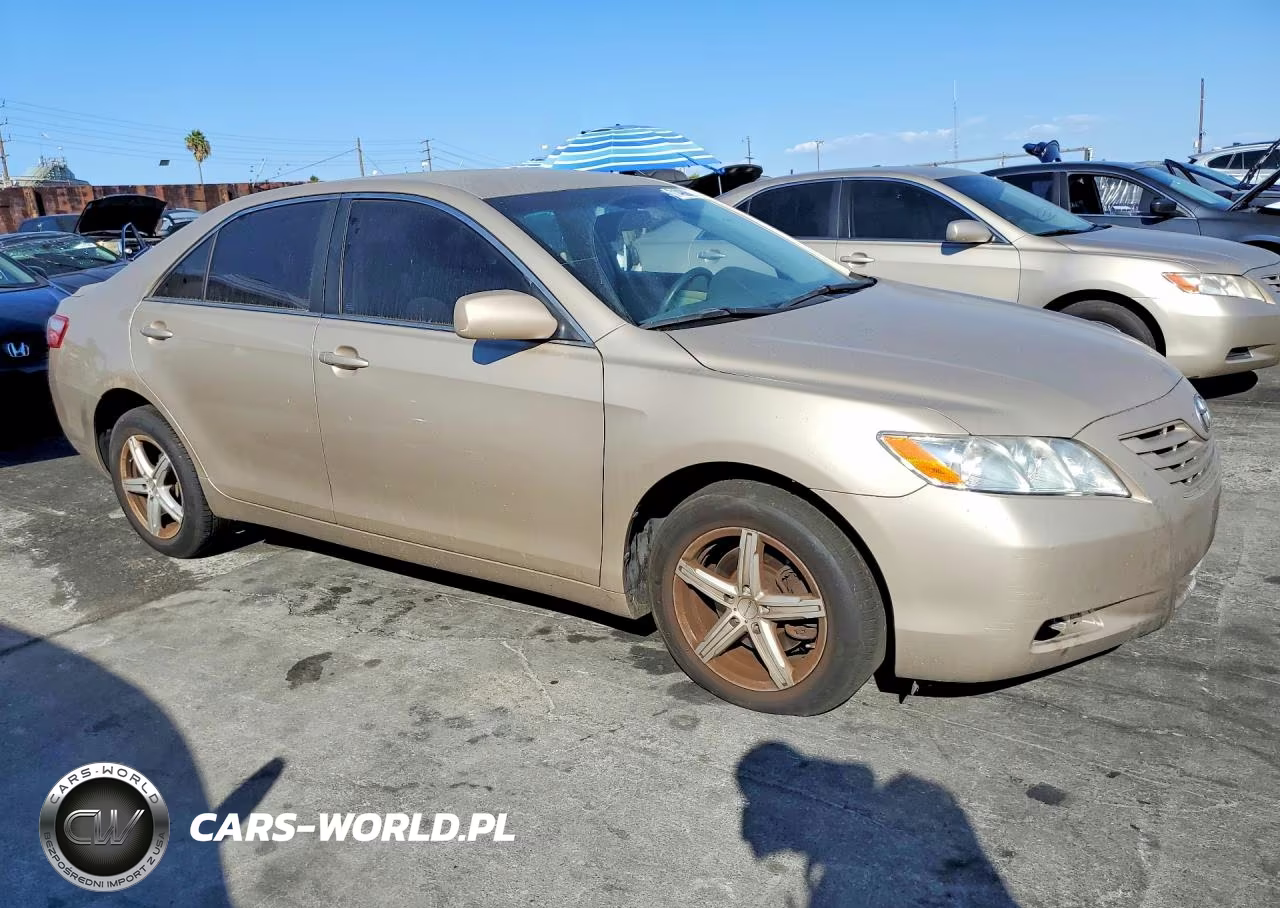 2009 Toyota Camry Le VIN:4T4BE46KX9R117926 - 4