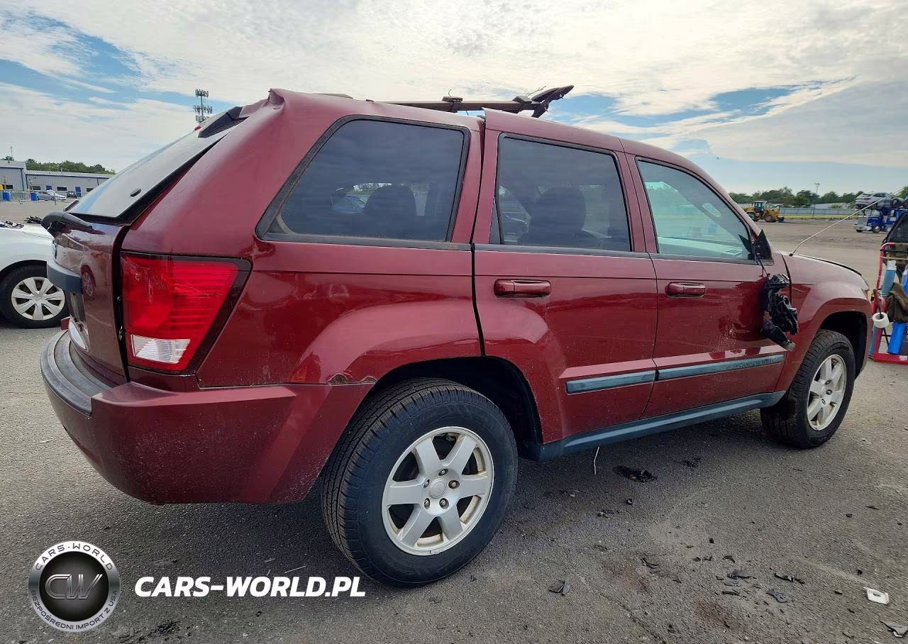 2008 Jeep Grand Cherokee Laredo VIN:1J8GR48K68C235149 - 3