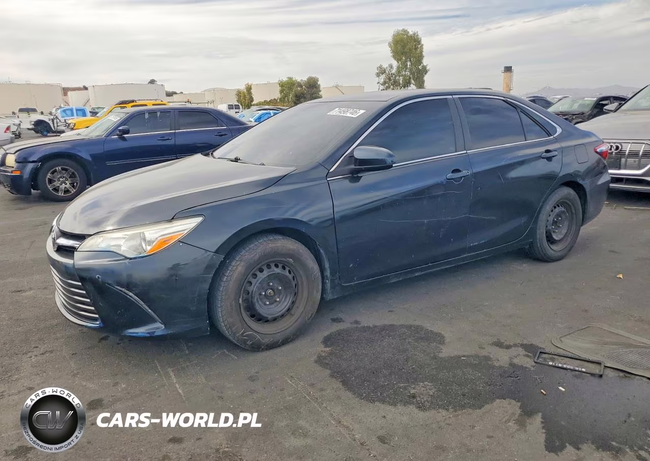 2015 Toyota Camry Le