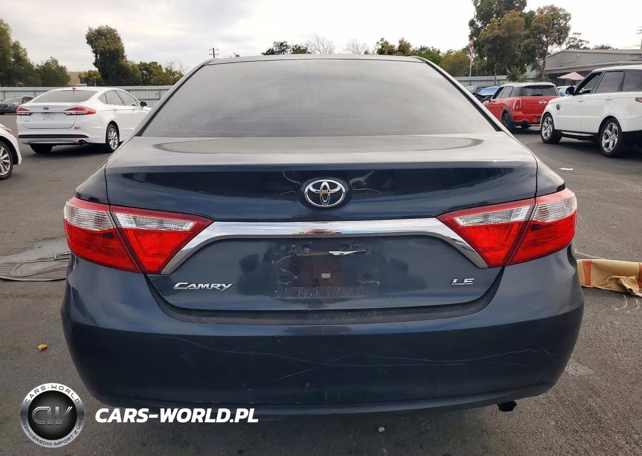 2015 Toyota Camry Le VIN:4T4BF1FKXFR445743 - 6