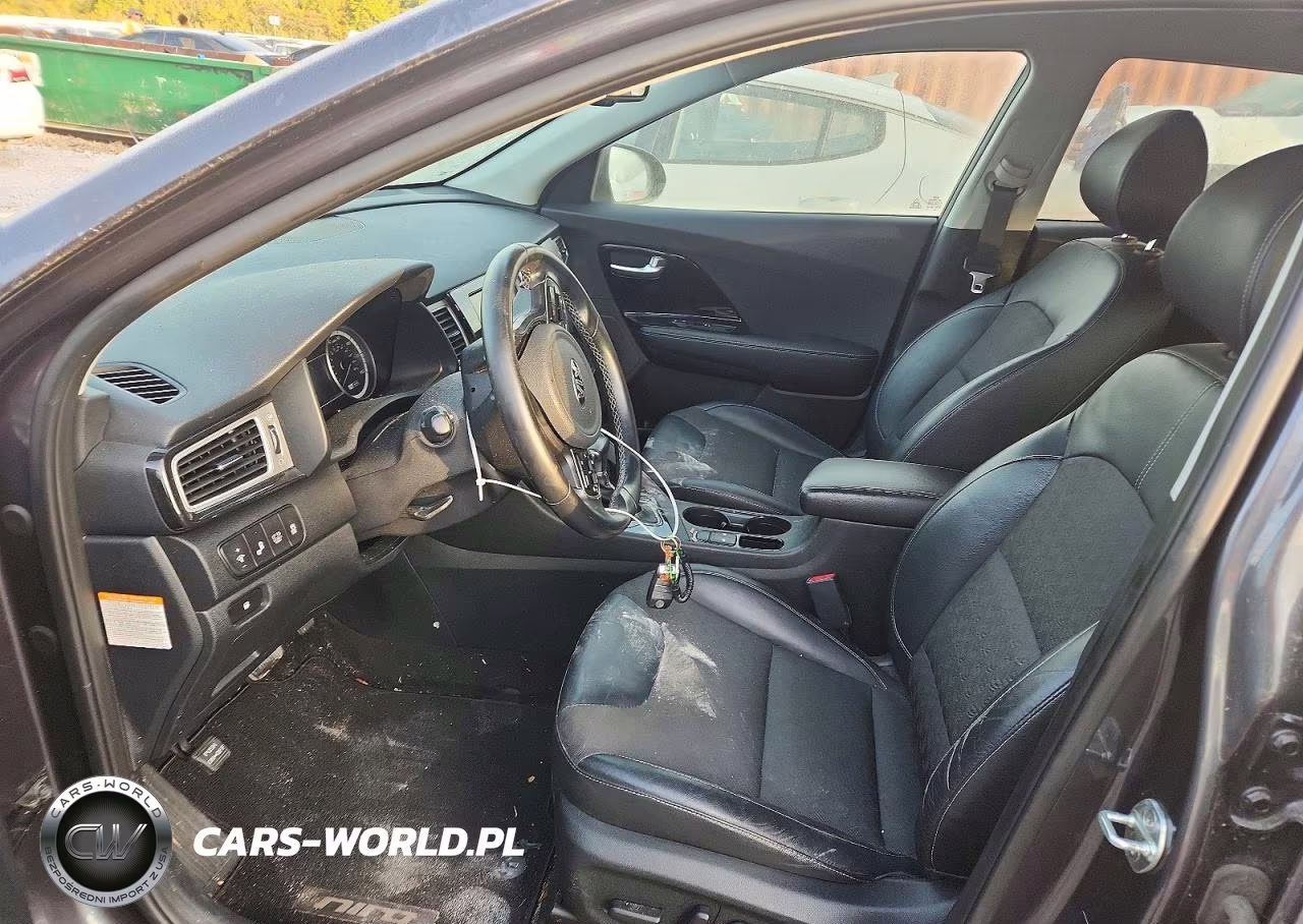 2019 Kia Niro S Touring VIN:KNDCC3LC2K5222847 - 7