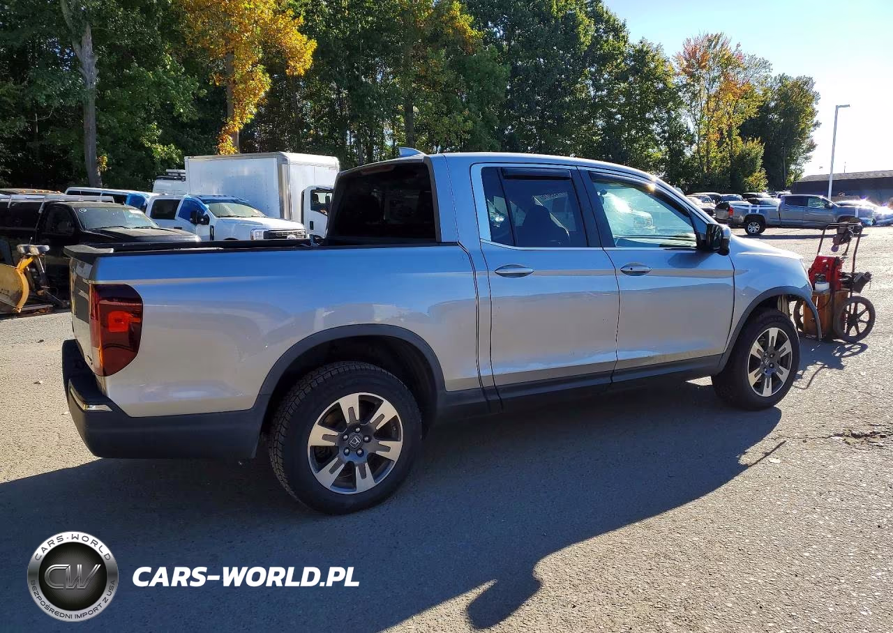 2017 Honda Ridgeline Rtl VIN:5FPYK3F63HB027014 - 3