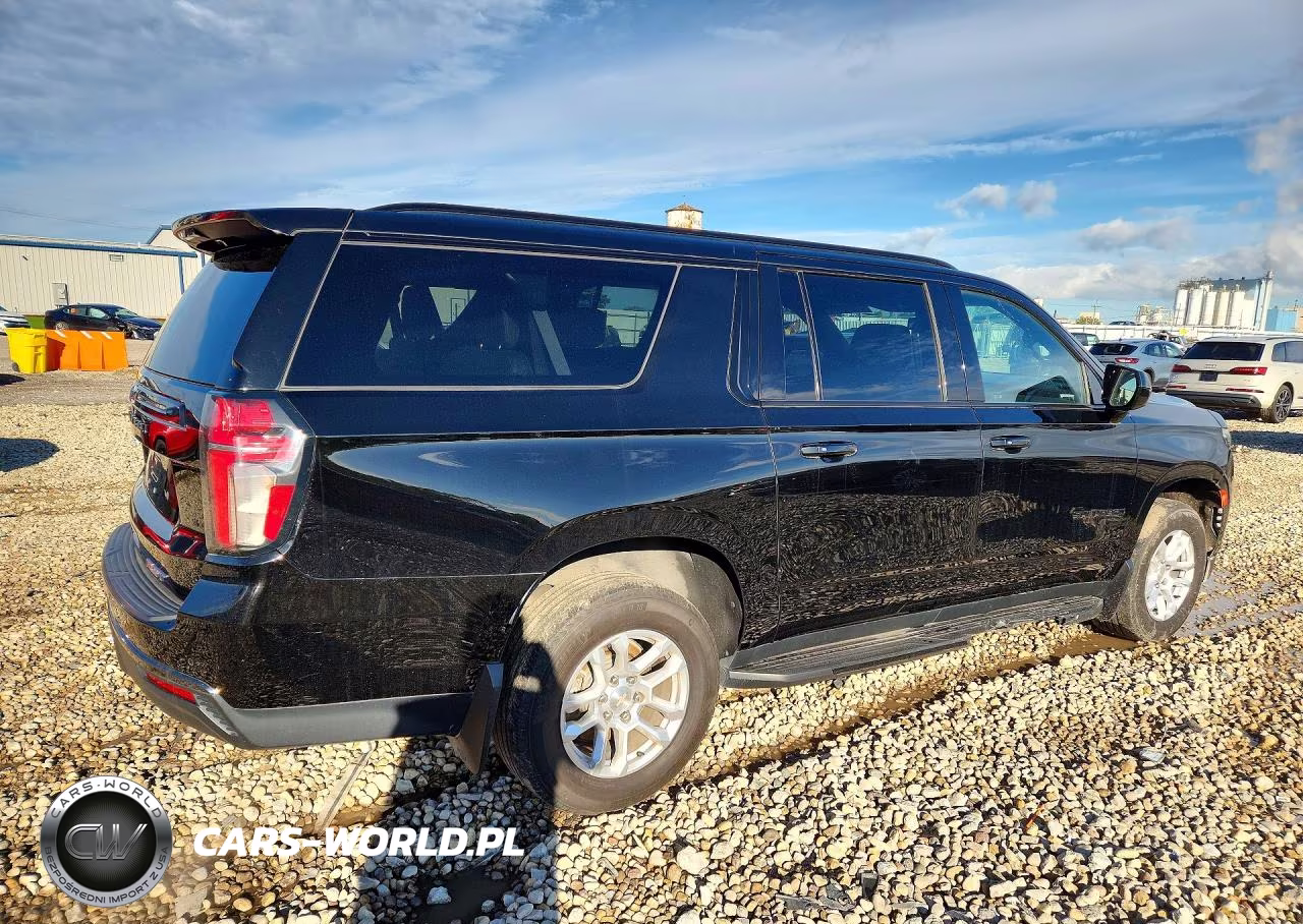 2022 Chevrolet Suburban K1500 Rst VIN:1GNSKEKD5NR168131 - 3