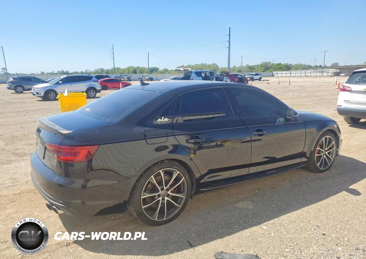 2018 Audi S4 Premium Plus VIN:WAUB4AF43JA057685 - 3