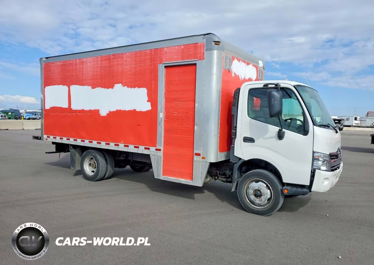 2017 Hino 195 Box Truck VIN:JHHSDM2H0HK005526 - 4