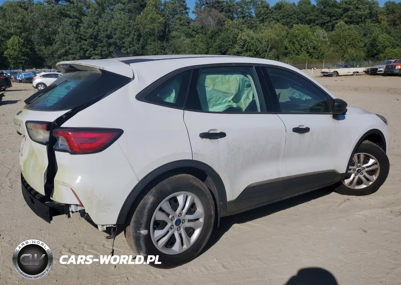 2022 Ford Escape S VIN:1FMCU0F67NUA12896 - 3