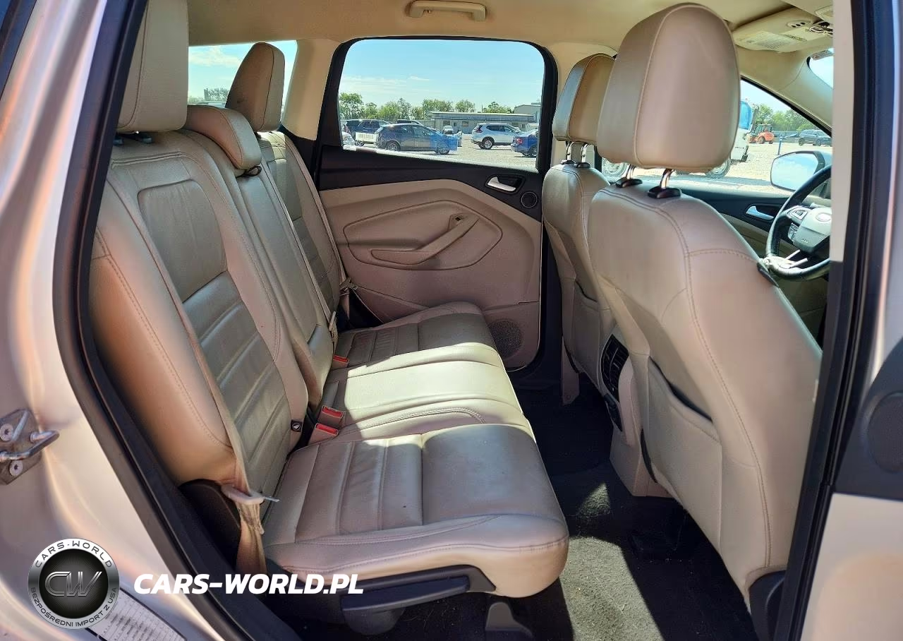 2017 Ford Escape Titanium VIN:1FMCU9J92HUA95938 - 11