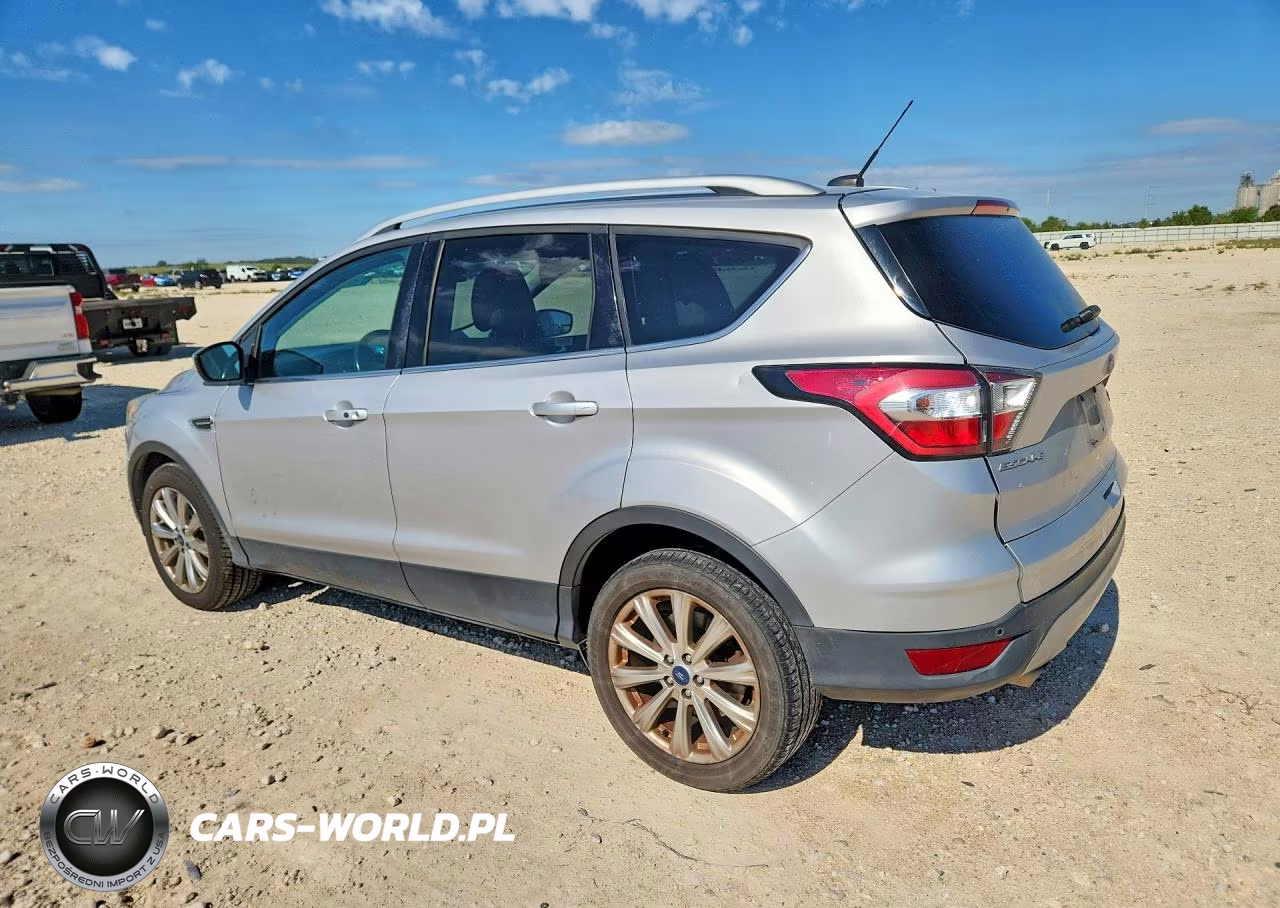2017 Ford Escape Titanium VIN:1FMCU9J92HUA95938 - 2