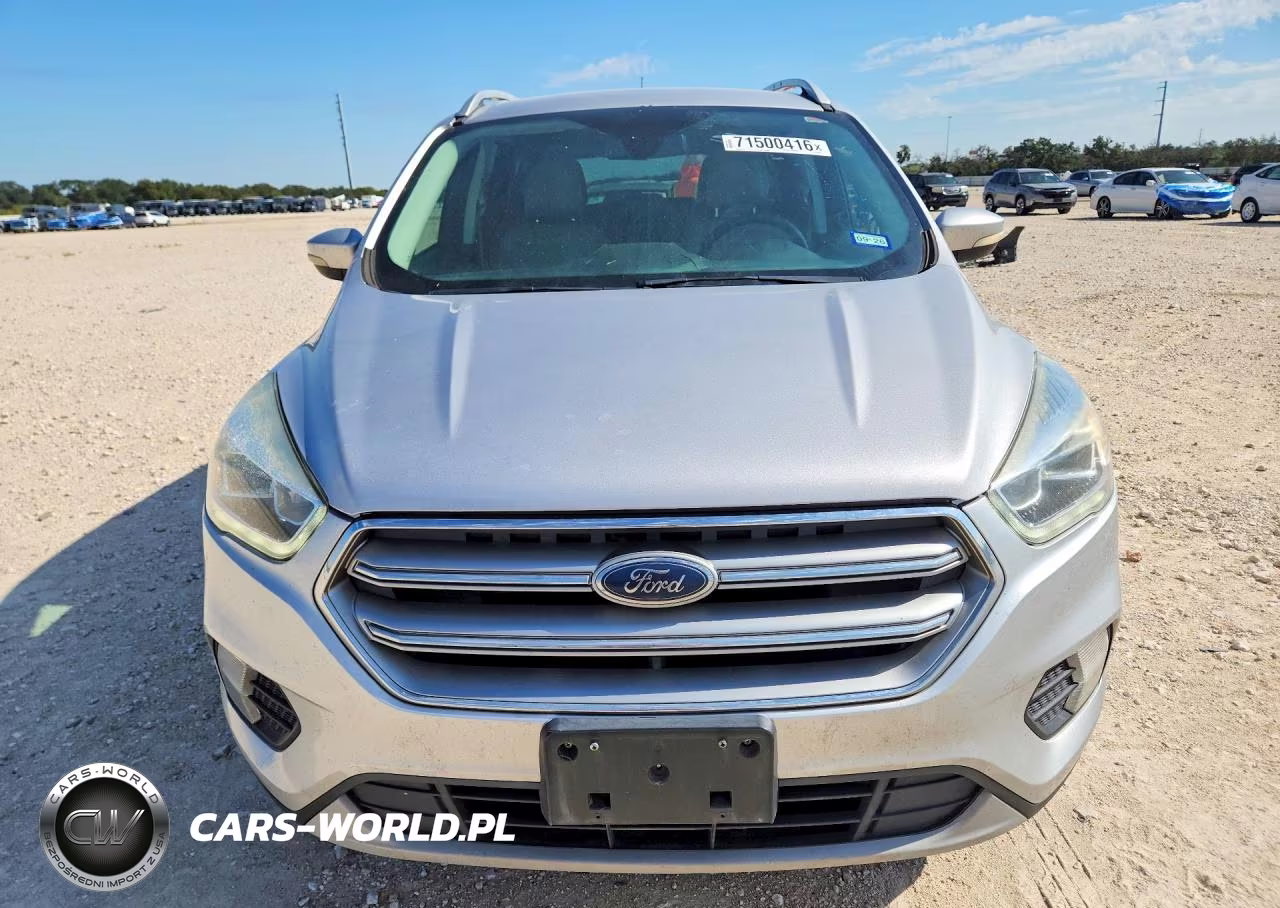 2017 Ford Escape Titanium VIN:1FMCU9J92HUA95938 - 5