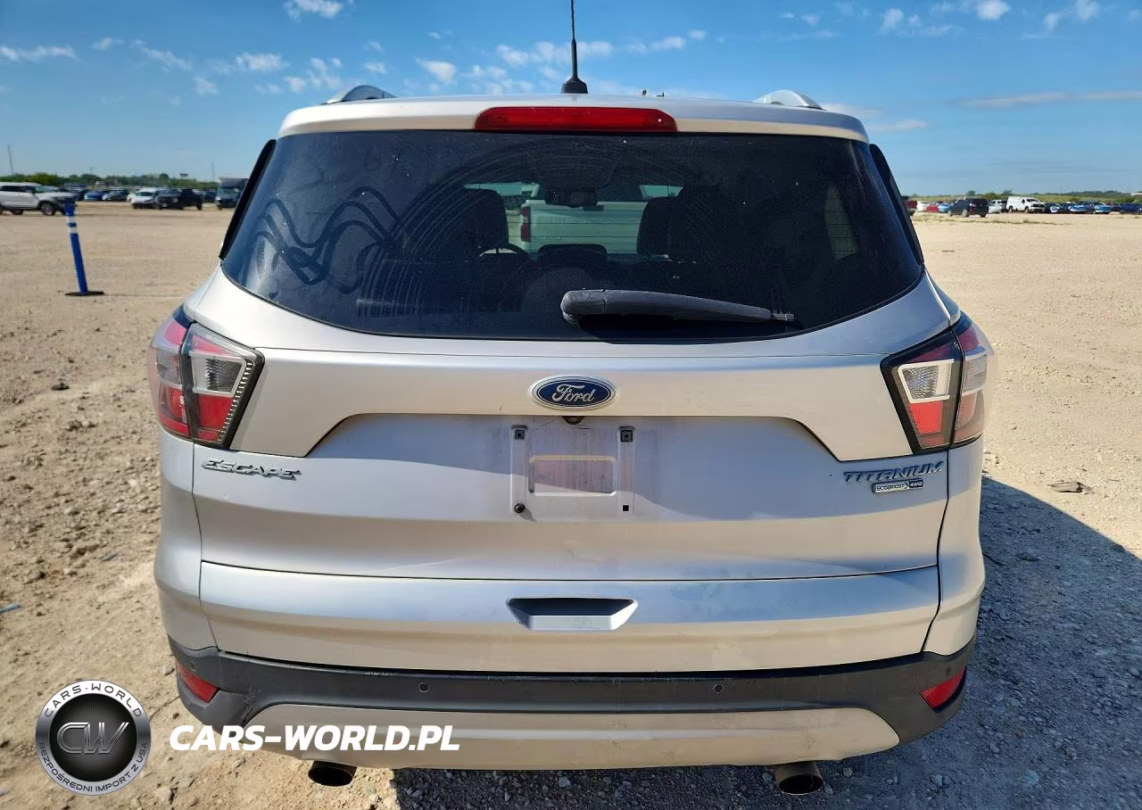 2017 Ford Escape Titanium VIN:1FMCU9J92HUA95938 - 6