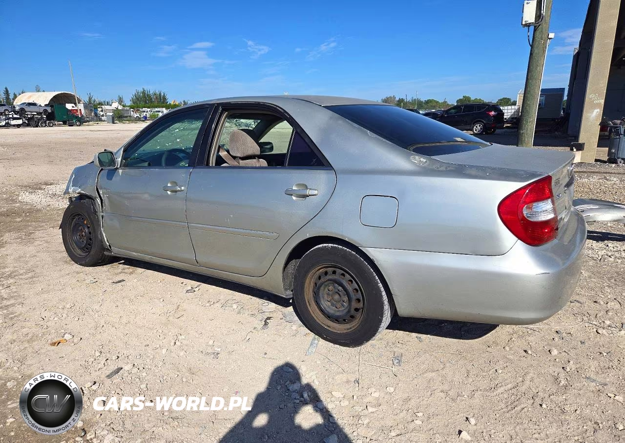 2003 Toyota Camry Le VIN:4T1BE32K13U188286 - 2
