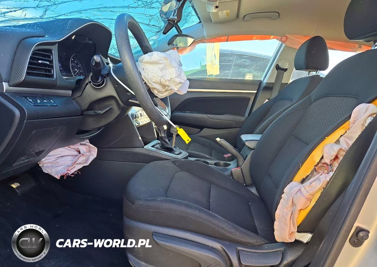 2020 Hyundai Elantra Sel VIN:5NPD84LFXLH508839 - 7