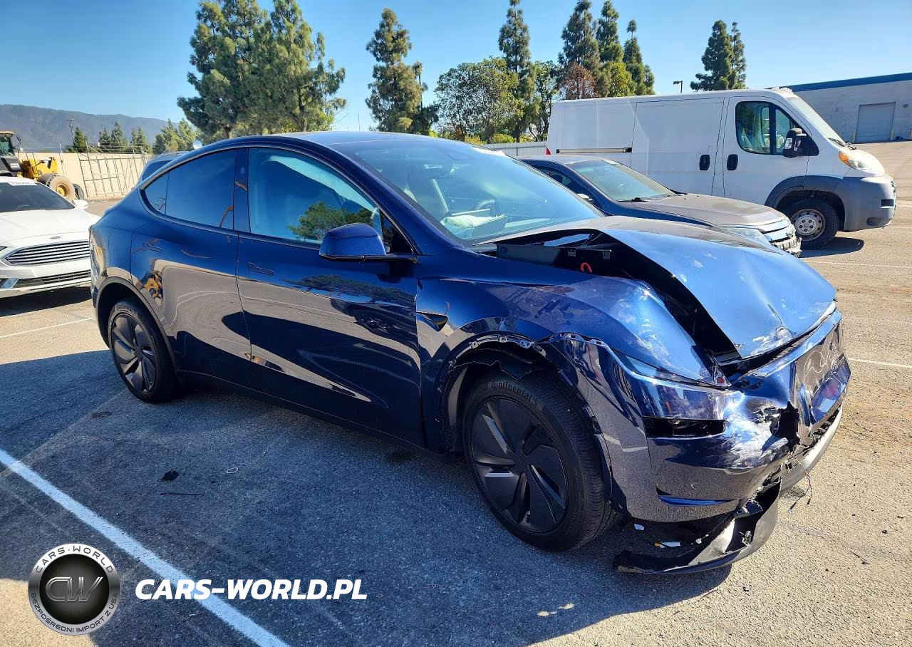 2026 Tesla Model Y VIN:7SAYGDEE6TF658134 - 4