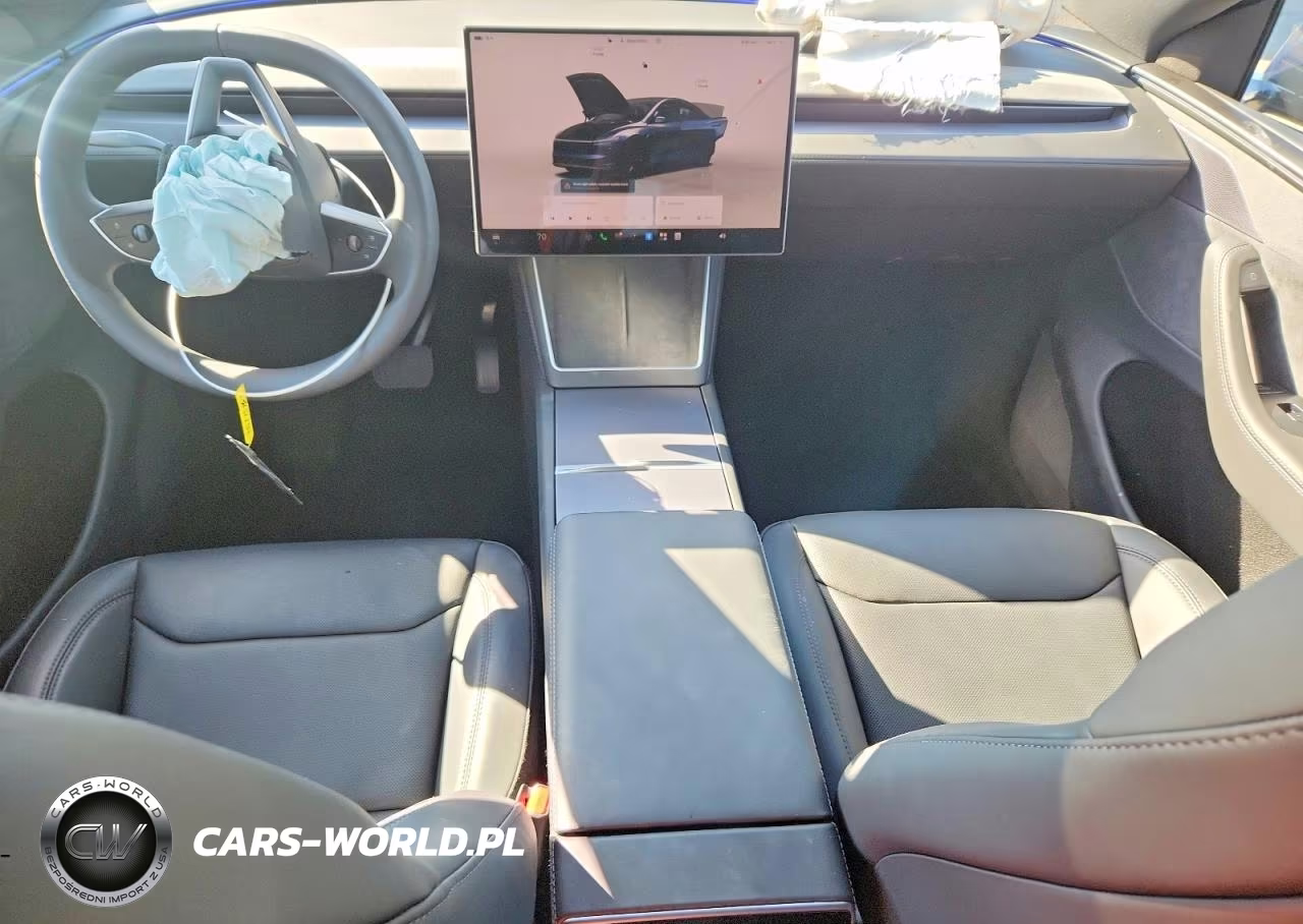 2026 Tesla Model Y VIN:7SAYGDEE6TF658134 - 8