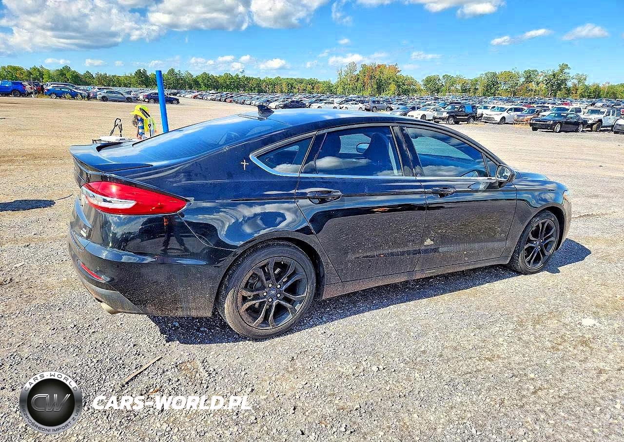 2019 Ford Fusion Se VIN:3FA6P0HDXKR229047 - 3