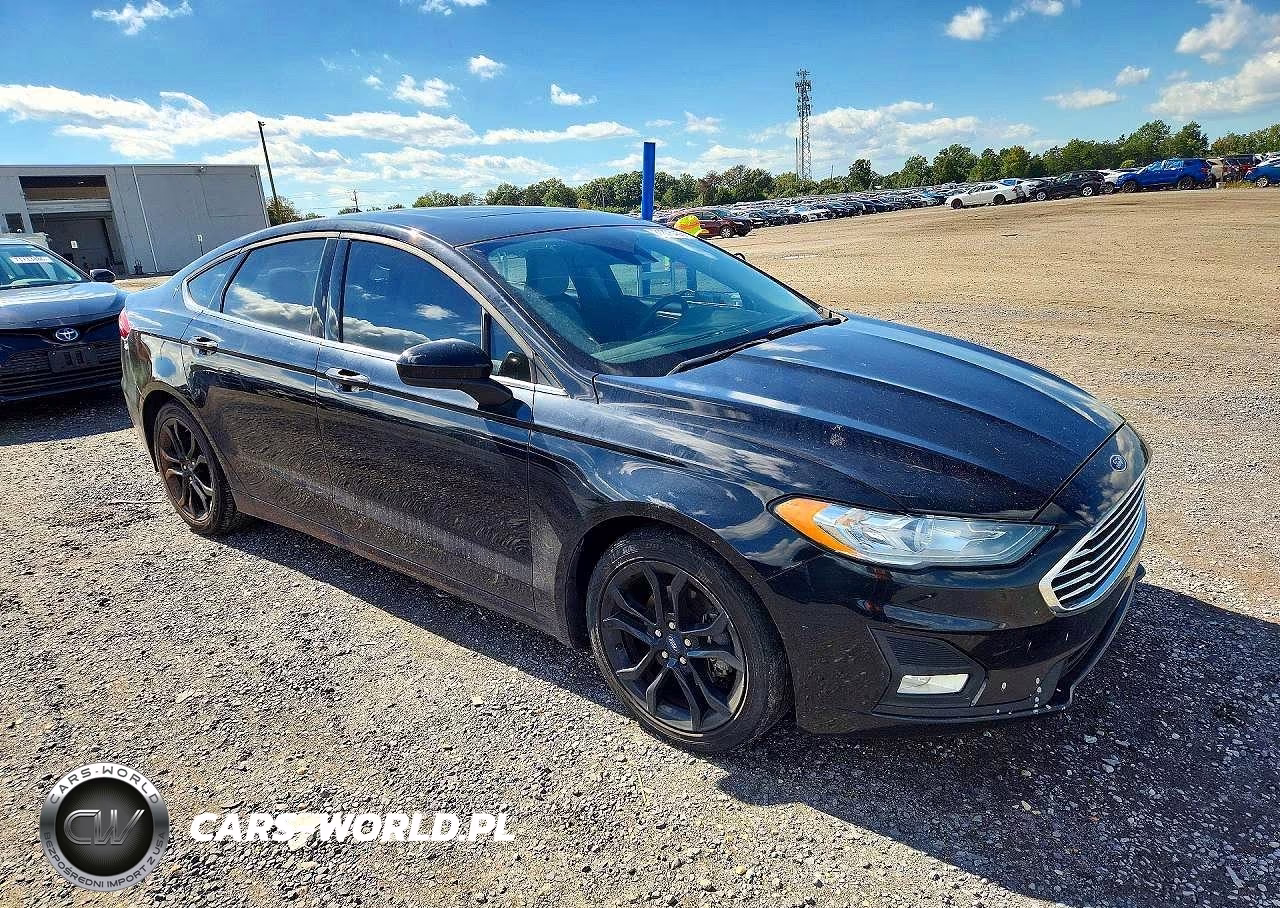 2019 Ford Fusion Se VIN:3FA6P0HDXKR229047 - 4