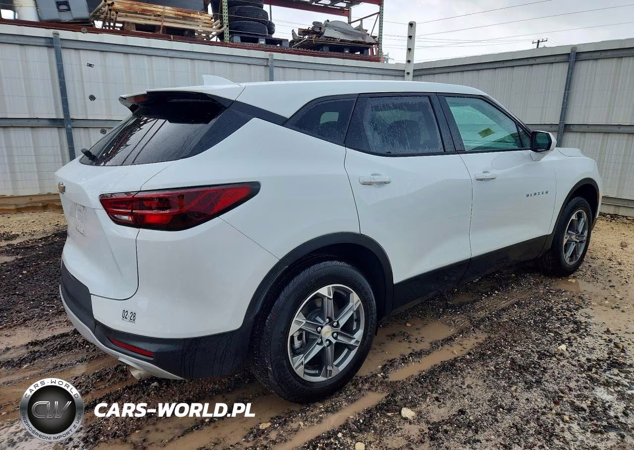 2026 Chevrolet Blazer 2Lt VIN:3GNKBCR49TS151370 - 3