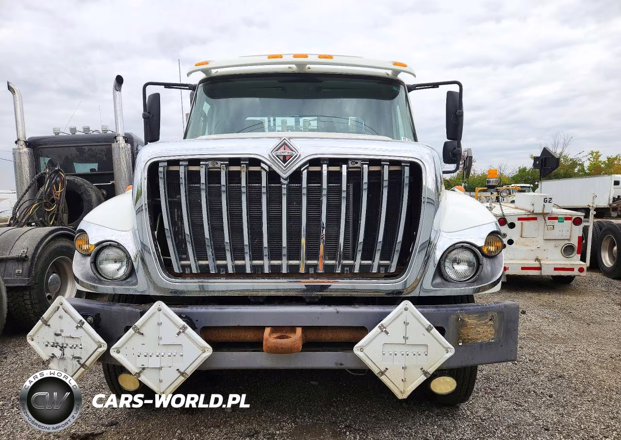 2012 International 7400 Fuel Truck VIN:1HTWCAZN4CJ607543 - 5