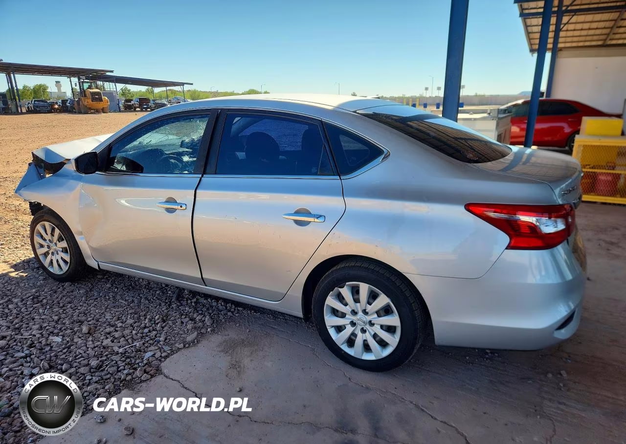 2018 Nissan Sentra S VIN:3N1AB7AP0JY301817 - 2