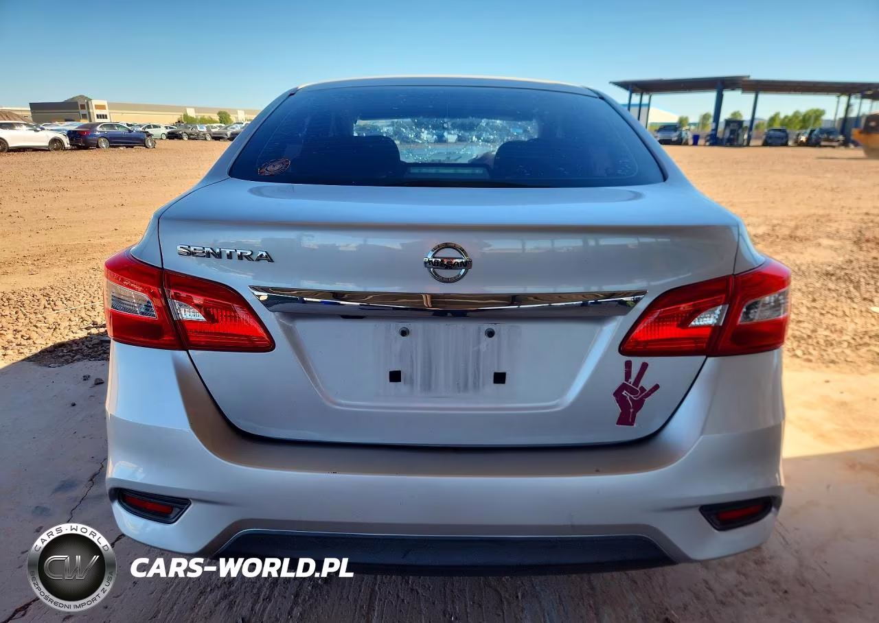 2018 Nissan Sentra S VIN:3N1AB7AP0JY301817 - 6