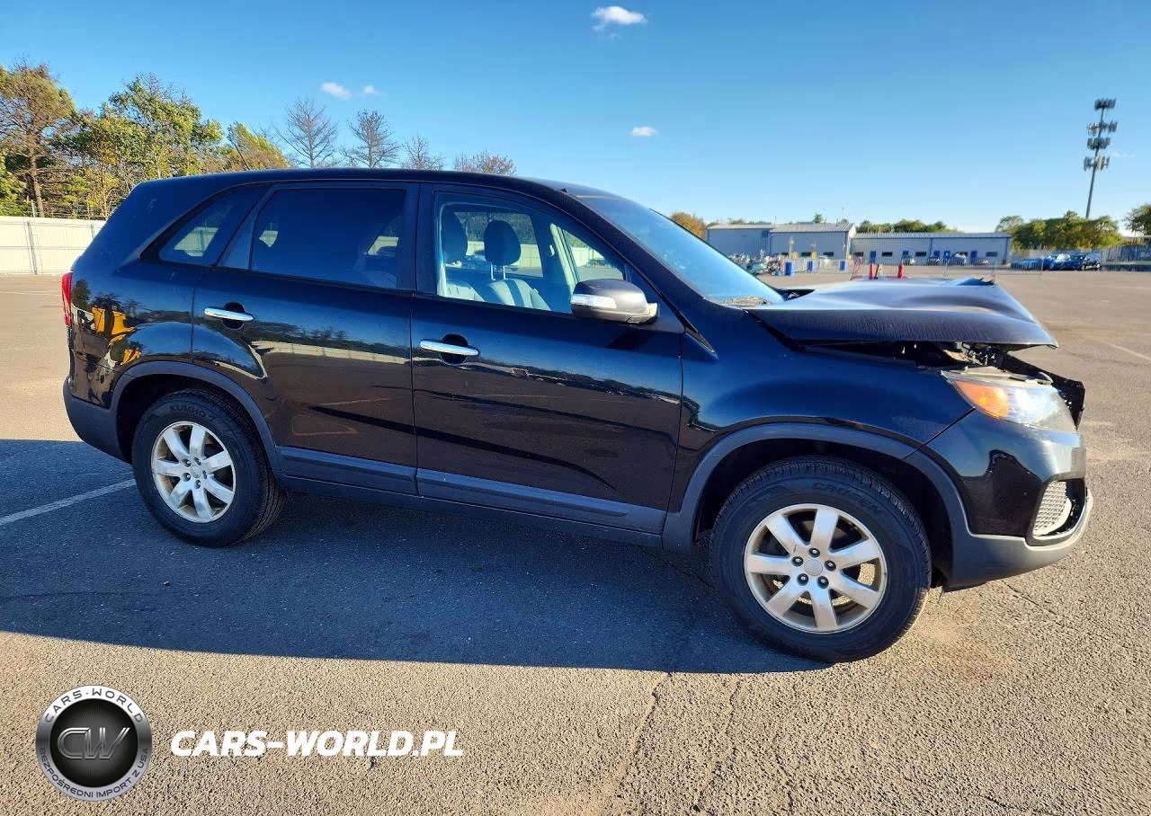 2012 Kia Sorento Lx VIN:5XYKT3A12CG229738 - 4